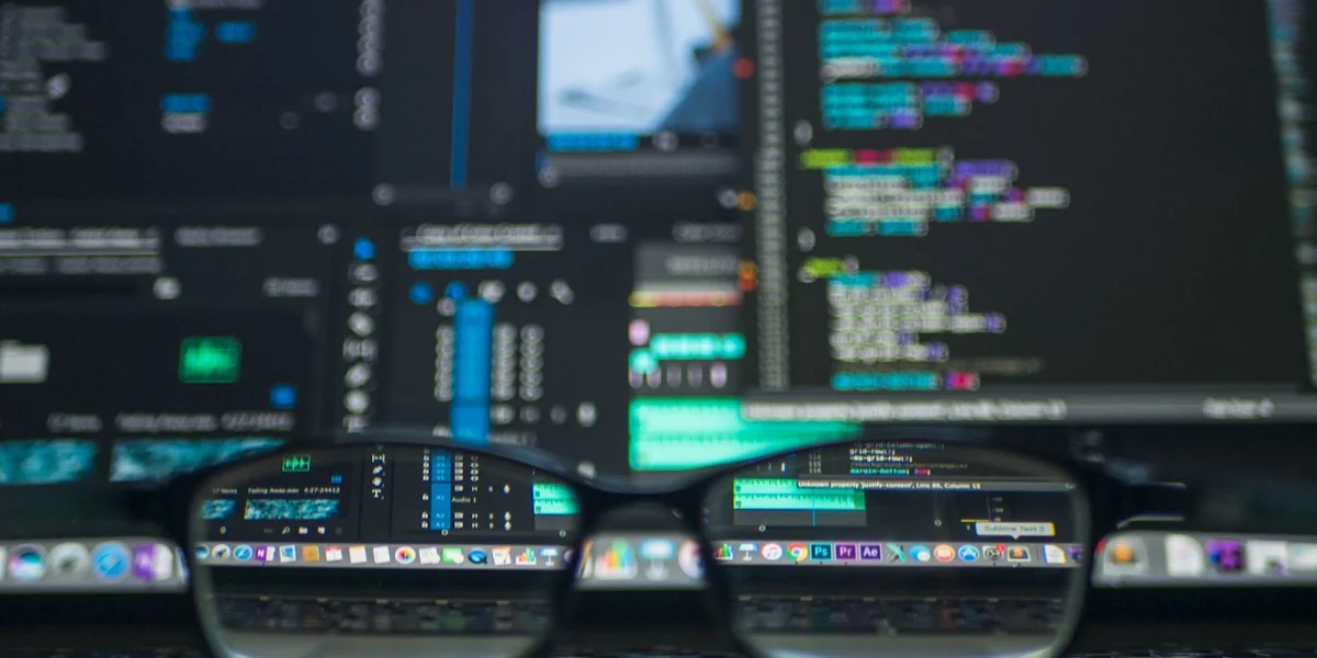 KI-gestützte Softwareentwicklung und Open-Source-Compliance