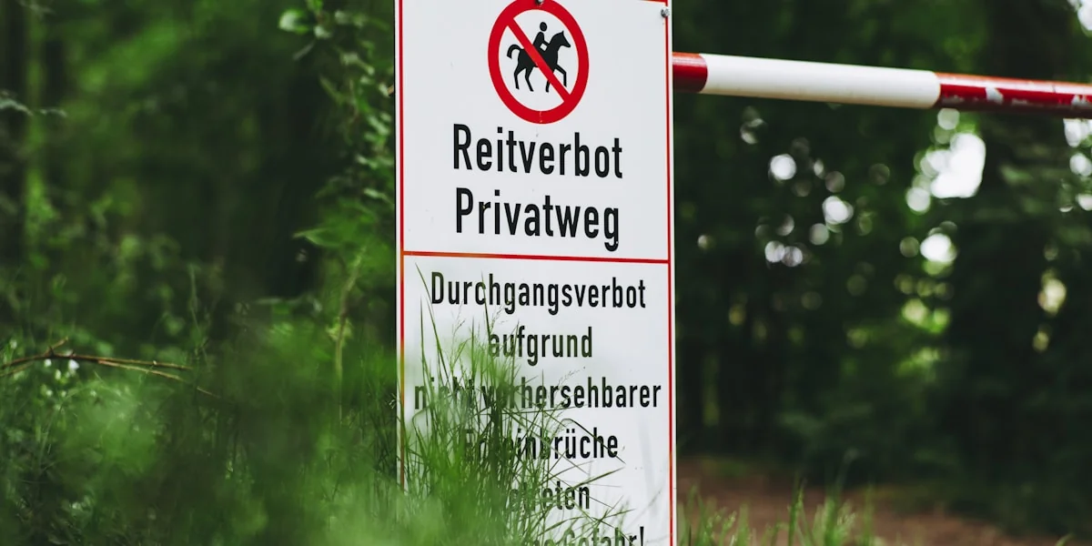 red and white no smoking sign