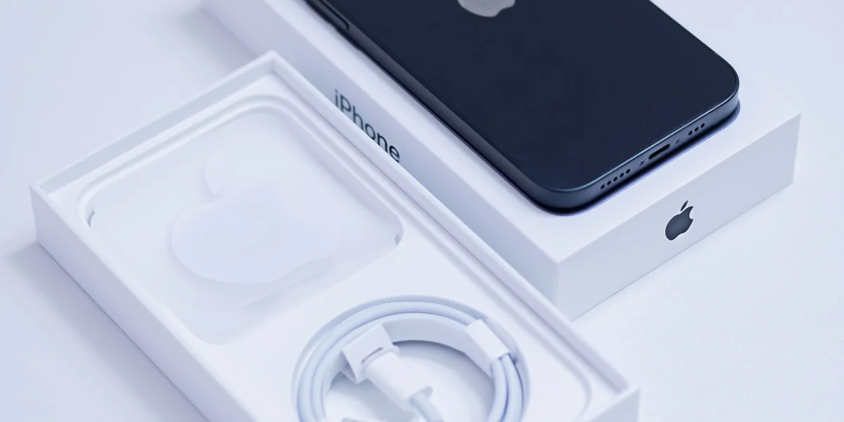 OpenAI: Führungswechsel, Kontroversen und wachsende Konkurrenz