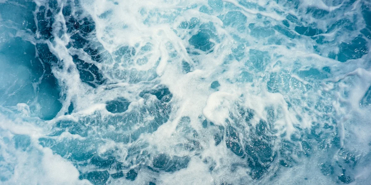 Unterwasser-Kabel und maritime Infrastruktur