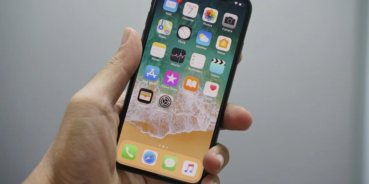 Apple Siri KI-Erweiterungen mit Gemini und Claude