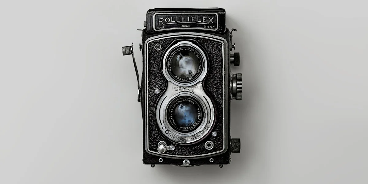 Kamera und Dunkelkammer – analoge Fotografie